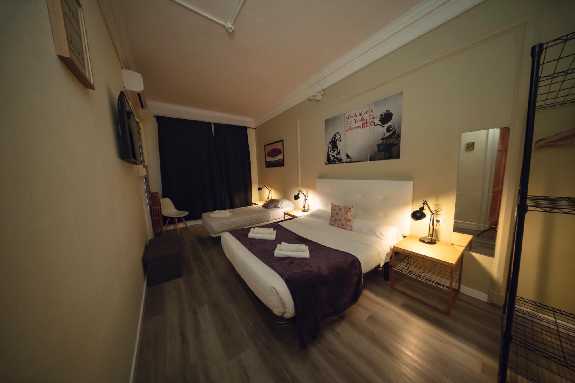 Wow Hostel Barcelona Kültér fotó
