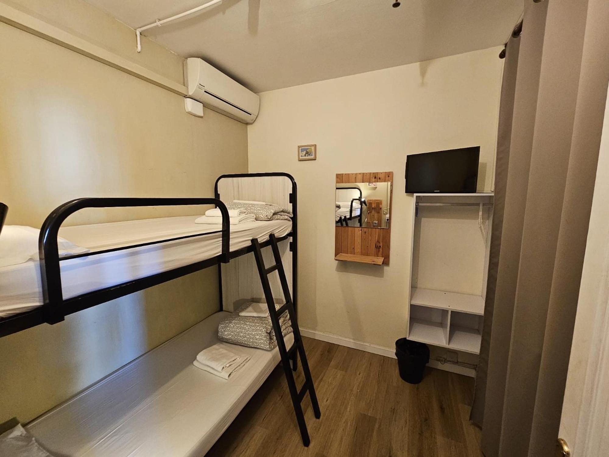 Wow Hostel Barcelona Kültér fotó
