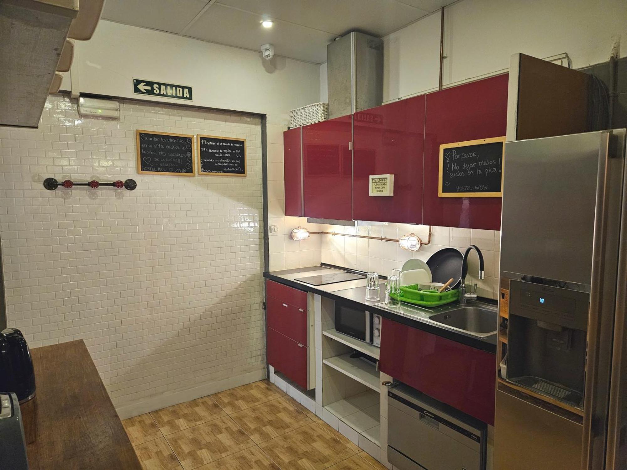 Wow Hostel Barcelona Kültér fotó