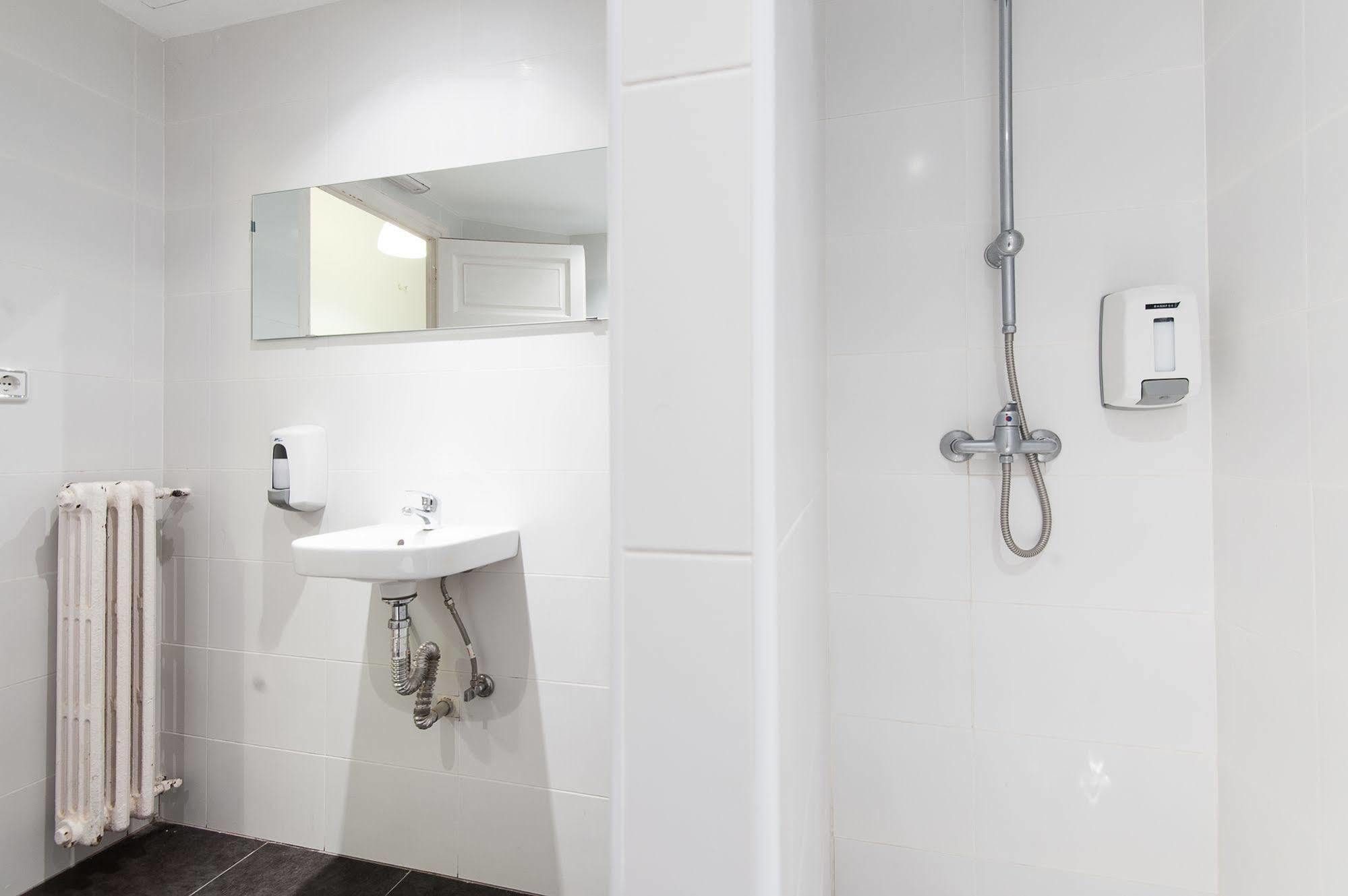 Wow Hostel Barcelona Kültér fotó
