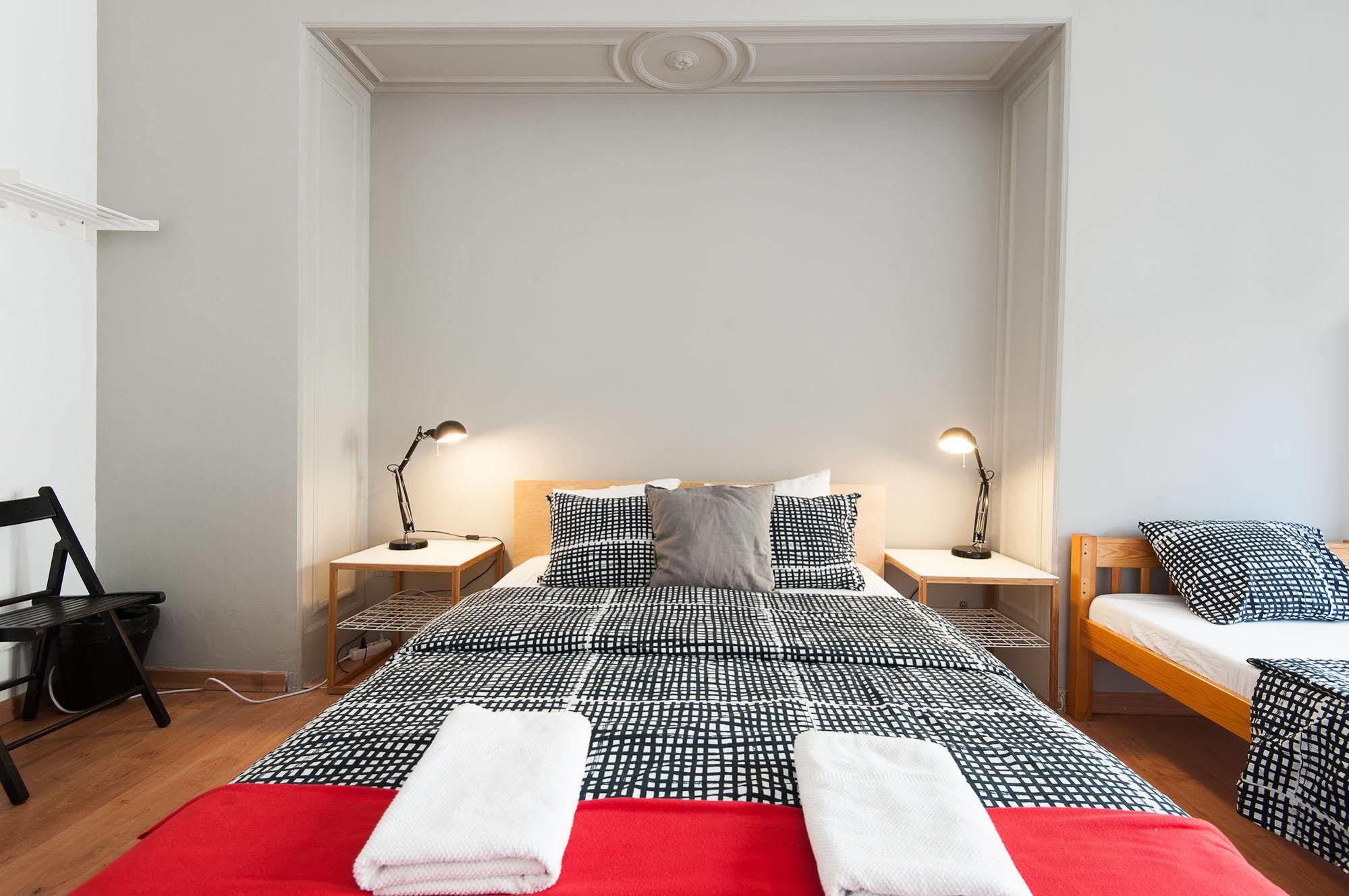 Wow Hostel Barcelona Kültér fotó